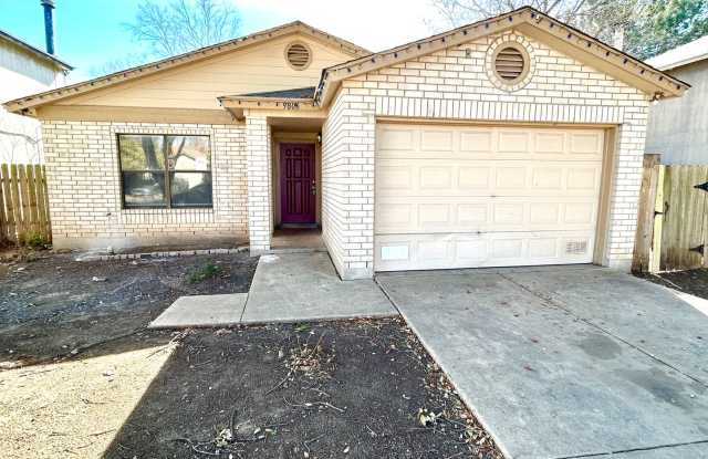 MUST SEE!! Lovely 3 Bedroom / 2 Bath Home Near Lackland AFB! - 9806 Misty Plain Drive, Bexar County, TX 78245