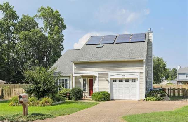719 Kensington Drive photos photos