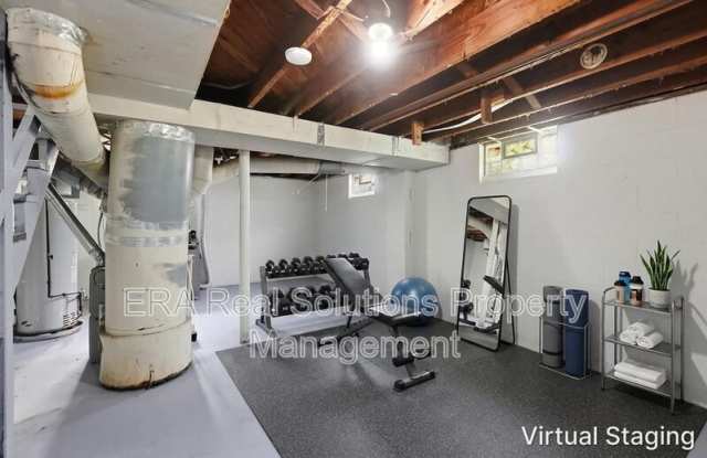 2065 W Mound St Gallery 4