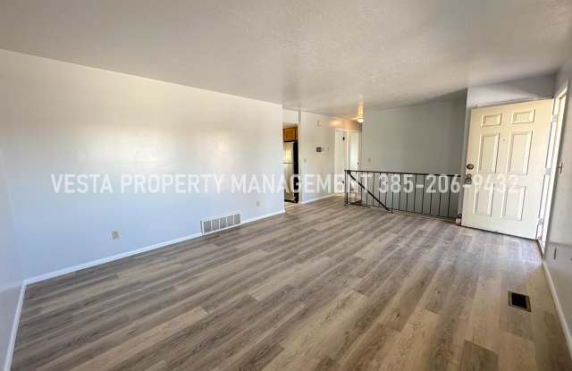 54 East 1950 South Gallery 2