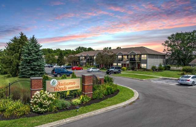 Conveniently Located on 32 in Crawfordsville******Large 2 Bedroom******Comfortable Living photos photos