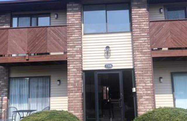 7708 MANOR CIR - 7708 Manor Circle, Westland, MI 48185