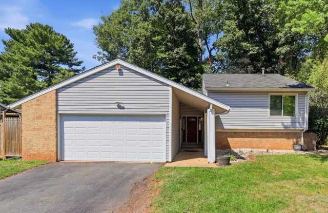 112 HILLSDALE Drive photos photos