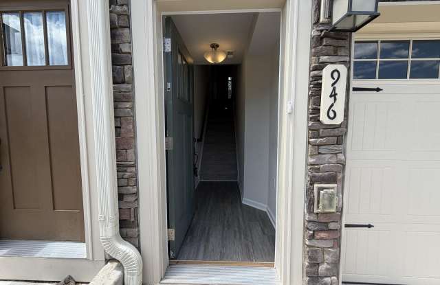 946 Channing Park Circle Gallery 3