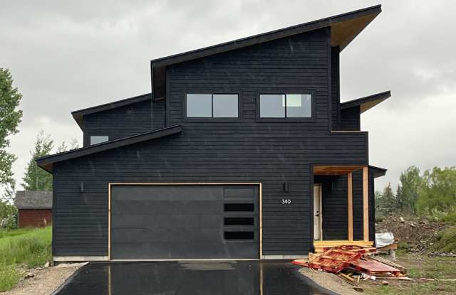 340 Columbine Street Gallery 2
