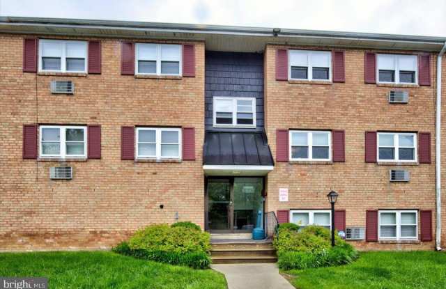 335 E LANCASTER AVENUE photos photos