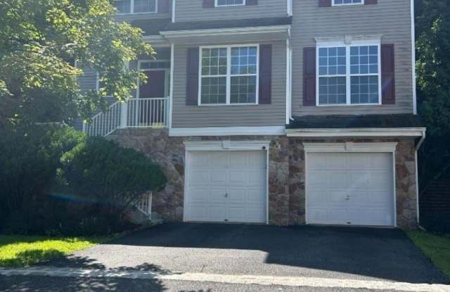 310 Winding Hill Dr photos photos
