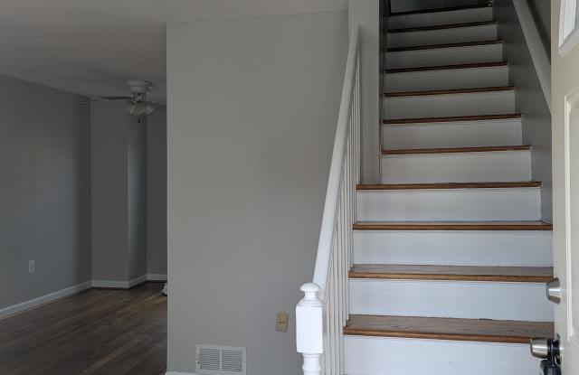 5227 Patrick Henry Dr Gallery 2