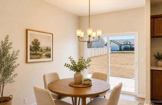 Spacious New Build for Rent! 4 bed/2 bath/ 2 Car Garage Gallery 4
