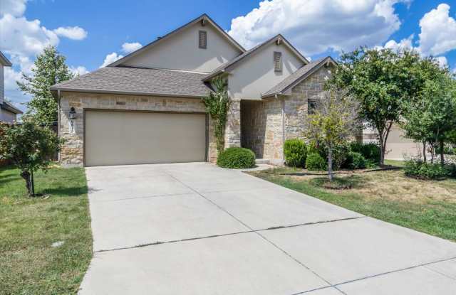 Boerne home in Balcones Creek w/3 BR+study! photos photos