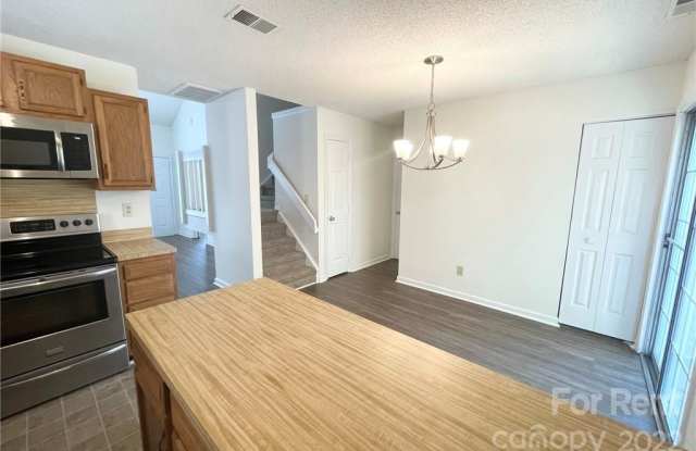 8231 Golf Ridge Drive Gallery 4