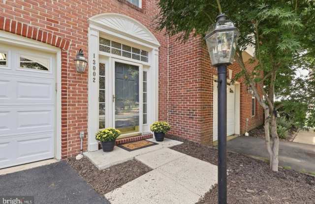 13002 PARK CRESCENT CIR Gallery 2