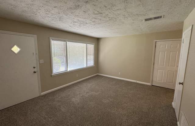 1735 Celia Dr Gallery 2