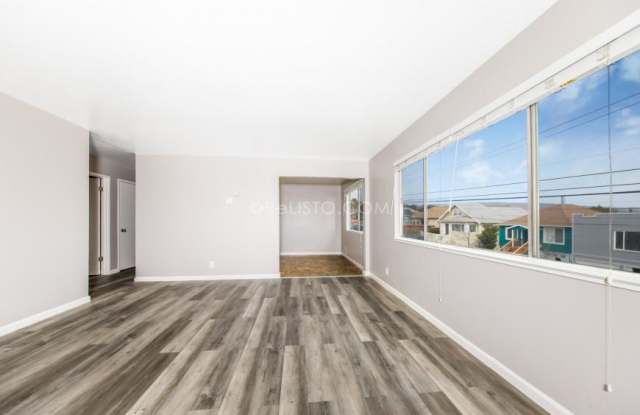 2105 48th Ave. Gallery 3