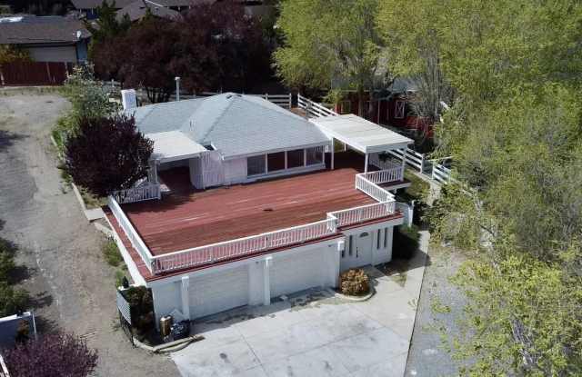 1185 Webster Way photos photos