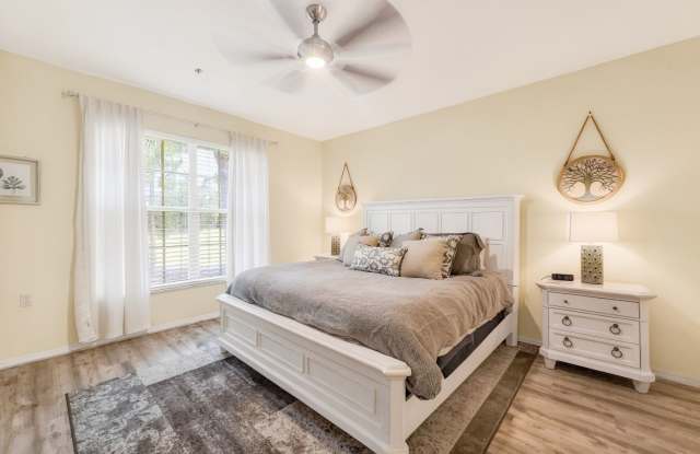 3-bedroom condo available in Flamingo Fairways II Gallery 3