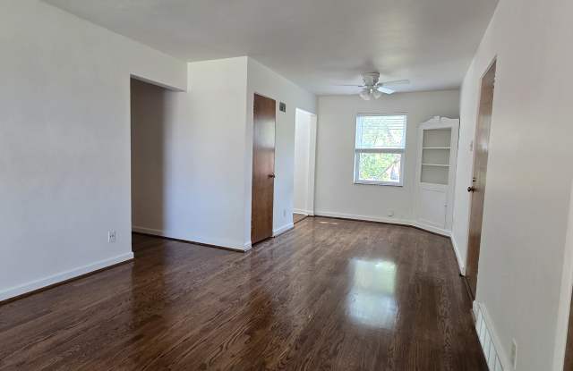 6206 Nagel Ave Gallery 3