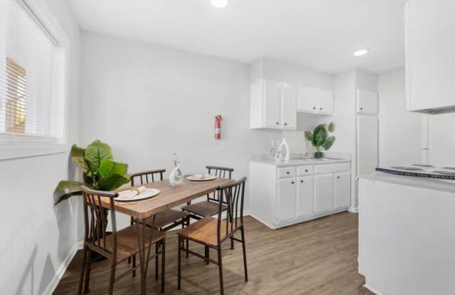Summit at Geyer Springs Apartments - Affordable Housing Gallery 1