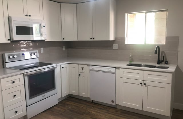 714 S Sharron St - 714 South Sharron Street, Kennewick, WA 99336