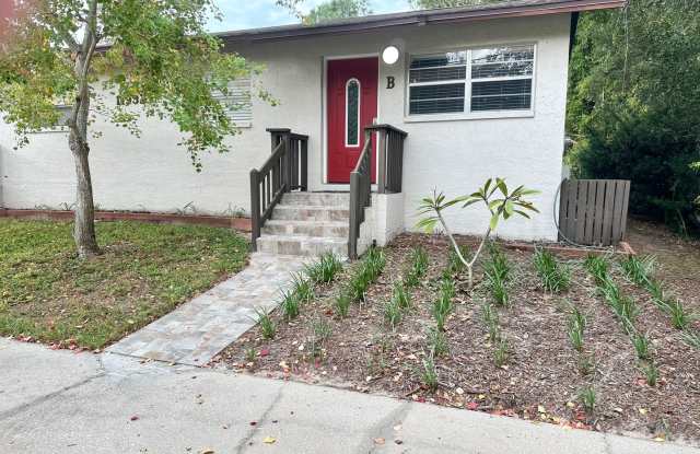 Charming 2br/1 bath Dulplex across from Botanical Gardens in Largo photos photos