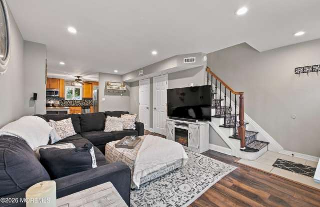 96 Briar Mills Drive Gallery 2