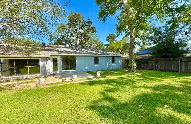 Updated 4-Bedroom Home in St George!! - 1215 Woodhue Drive, Village St. George, LA 70810