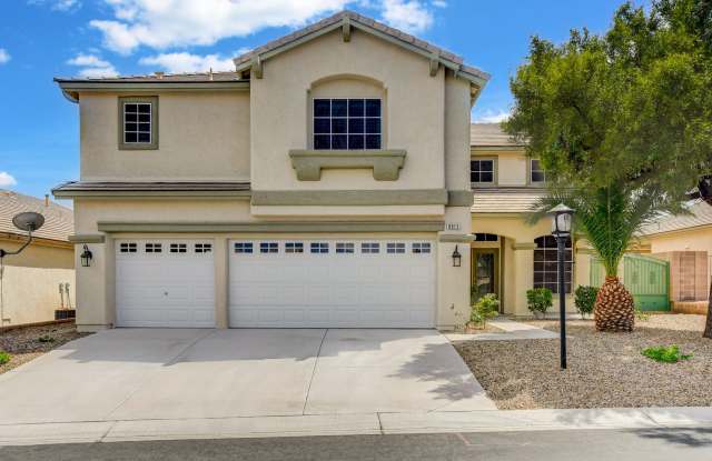 Beautifully Renovated 4BR with Pool & Spa | Mountain Views photos photos