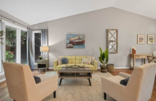 112 Cumberland Cir - 112 Cumberland Circle, Lake of the Woods, VA 22508