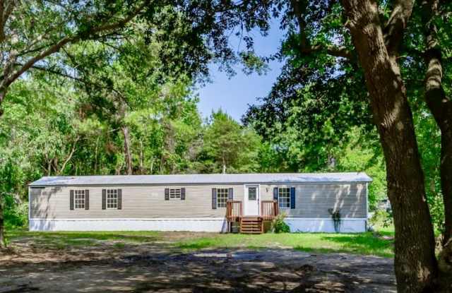 1527 Middlepen Road photos photos