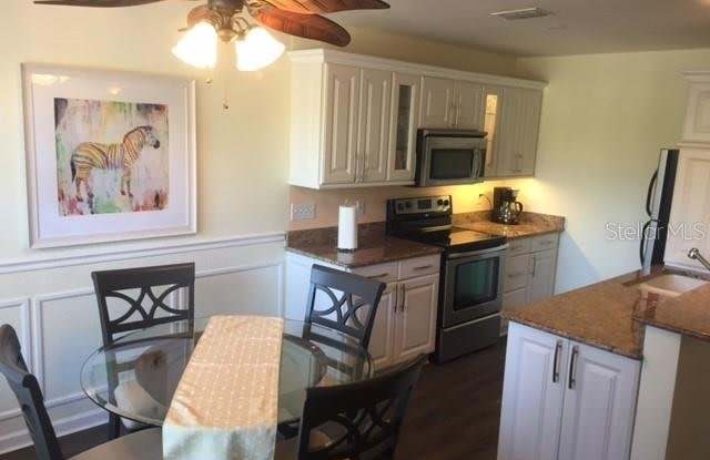 850 S TAMIAMI TRAIL Gallery 4