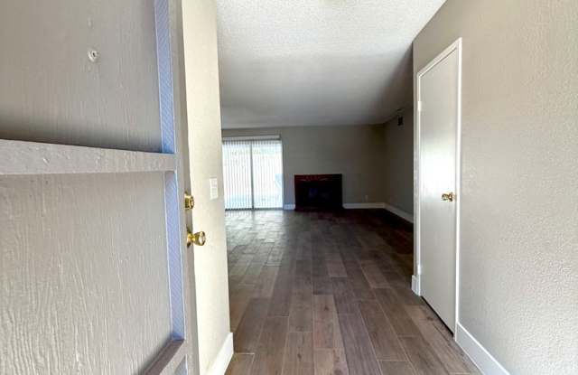 6950 Wedgewood Way., Las Vegas, NV 89147 Gallery 4