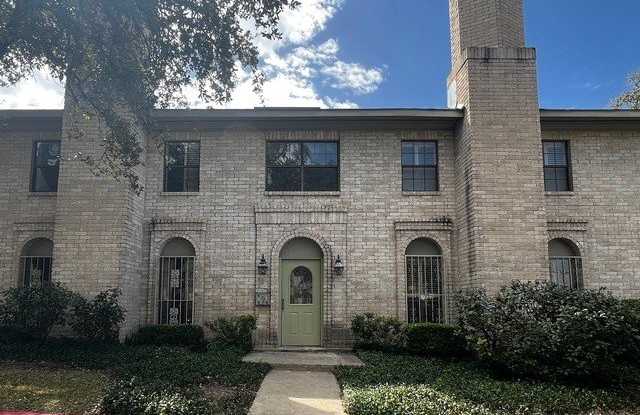 8415 Fredericksburg Rd photos photos