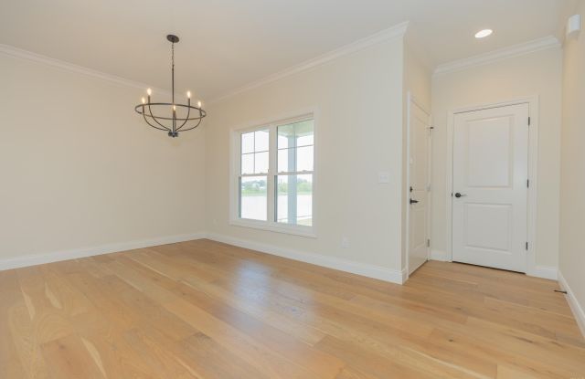 3390 White Oak Trail Gallery 4