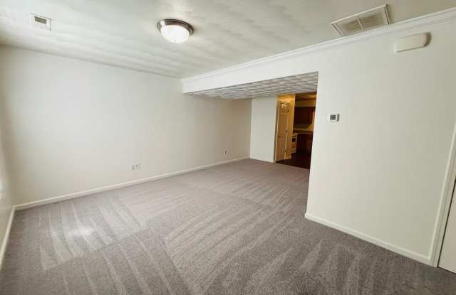 4 Bedroom, 3.5 Bath Townhouse Gallery 3