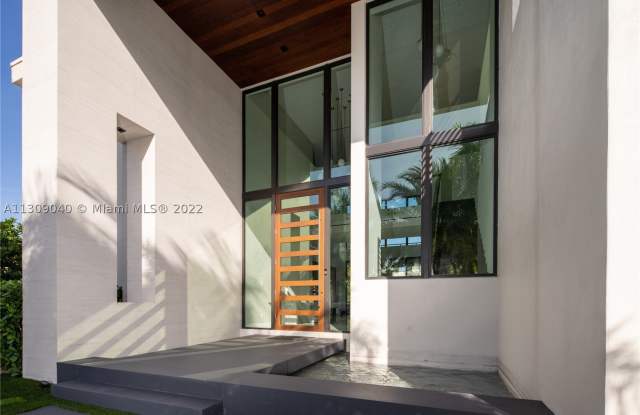 128 Fiesta Way Gallery 4