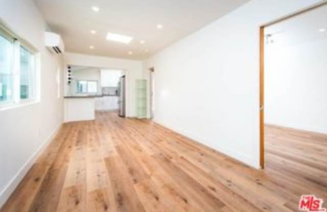 2341 Beach Avenue Gallery 4