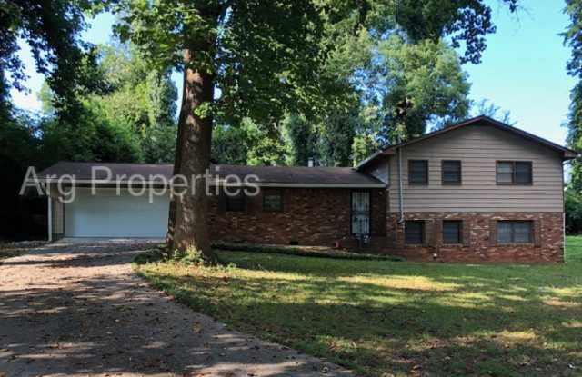 2046 Yukon Court Southeast - 2046 Yukon Court, Gresham Park, GA 30316