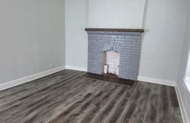 First Month Free! 3-Bedroom, 2 Bath Single Family for Rent in Kansas City, MO | Attached Garage & Modern Kitchen Gallery 3