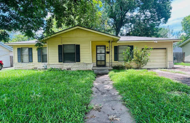 Charming 3 Bedroom in Waco photos photos