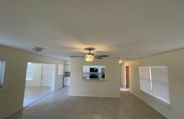 309 COUNTRY CLUB Drive Gallery 2