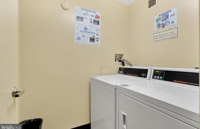 4740 CONNECTICUT Avenue NW unit: 414 photos photos