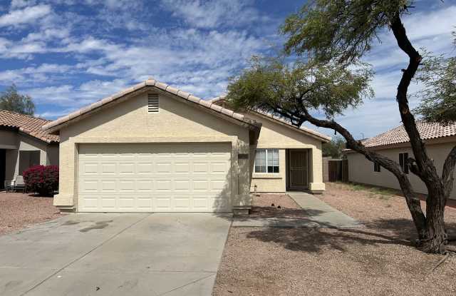 12232 W Windrose Dr Gallery 1