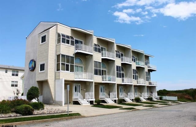 305 S 4th Street - 305 4th St S, Brigantine, NJ 08203