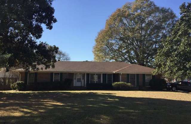 302 Maddox Road - 302 Maddox Road, Griffin, GA 30224