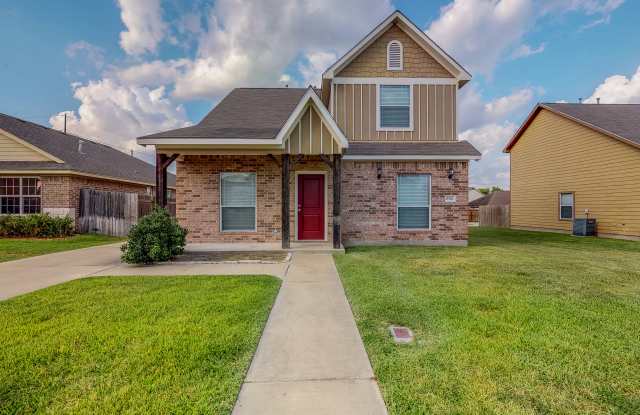 2501 Horse Shoe Dr photos photos