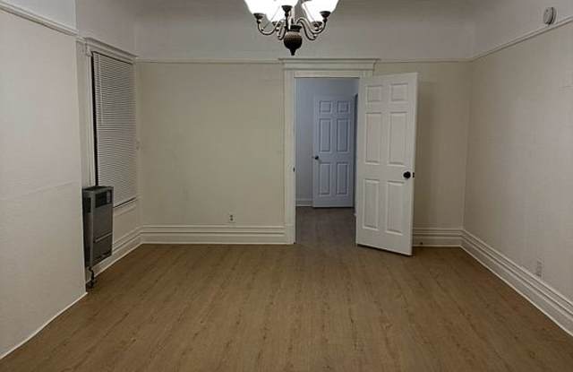 1243 West 8th Street Gallery 4