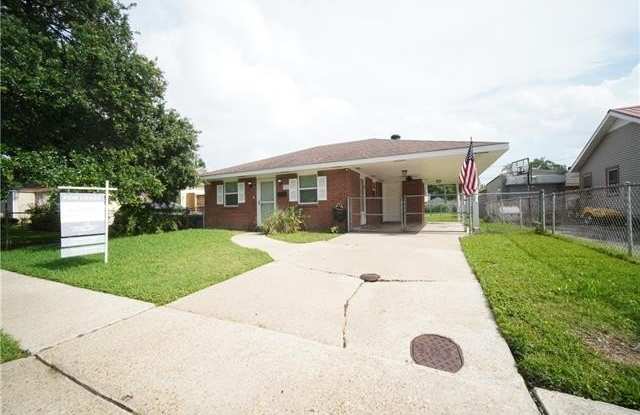 3 DAVIS Boulevard photos photos