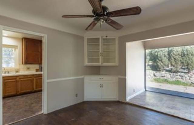 2837 Henrietta Avenue Gallery 2