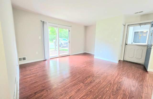 24 CORAL TREE Court Gallery 2