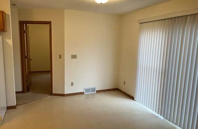 1095 Heritage Court Gallery 3
